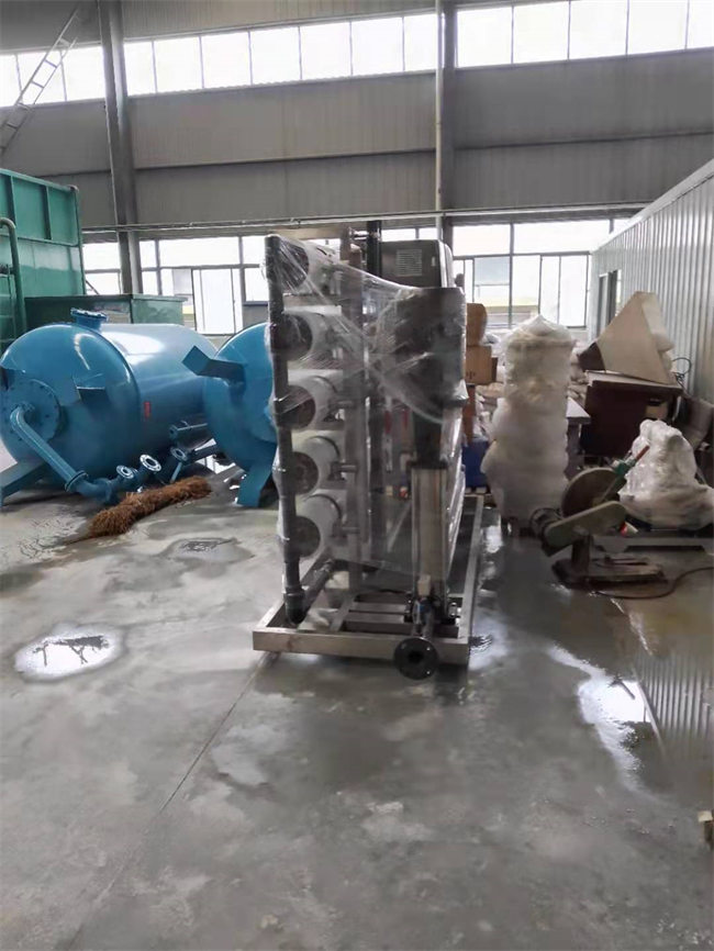 天长项目10吨反渗透设备安装